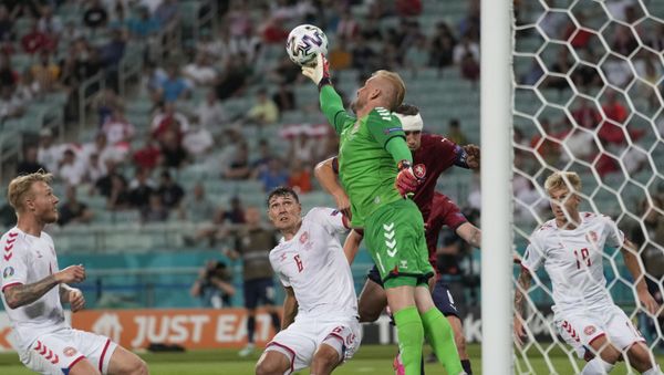Kasper Schmeichel in action for Denmark against the Czech Republic Kasper Schmeichel in action for Denmark against the Czech Republic - Sputnik International