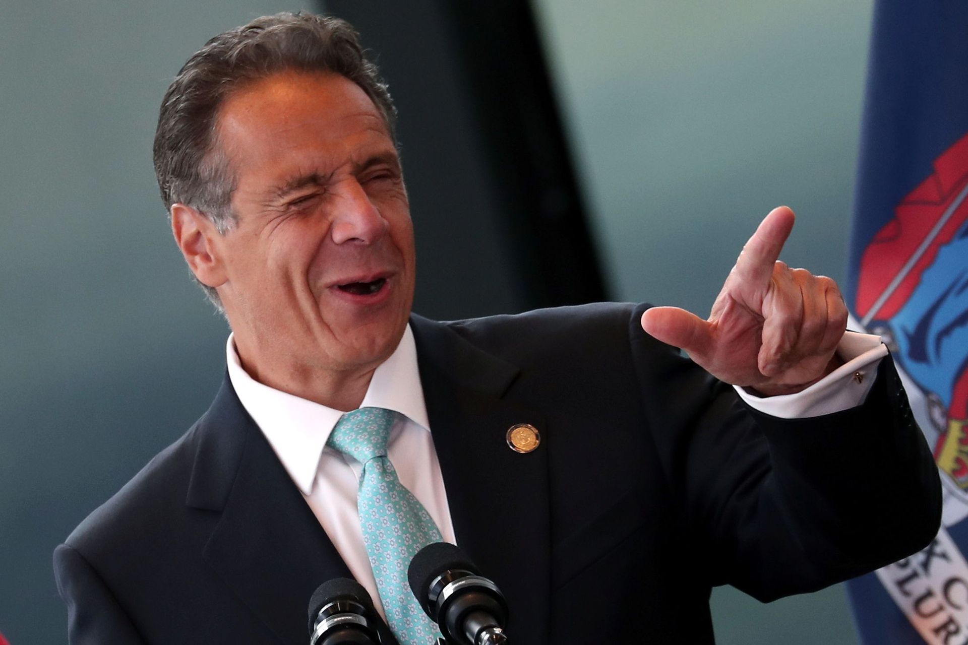 New York Governor Andrew Cuomo winks while speaking from the One World Trade Center Tower while making an announcement in New York City, New York, U.S., June 15, 2021. New York Governor Andrew Cuomo winks while speaking from the One World Trade Center Tower while making an announcement in New York City, New York, U.S., June 15, 2021. - Sputnik International, 1920, 07.09.2021