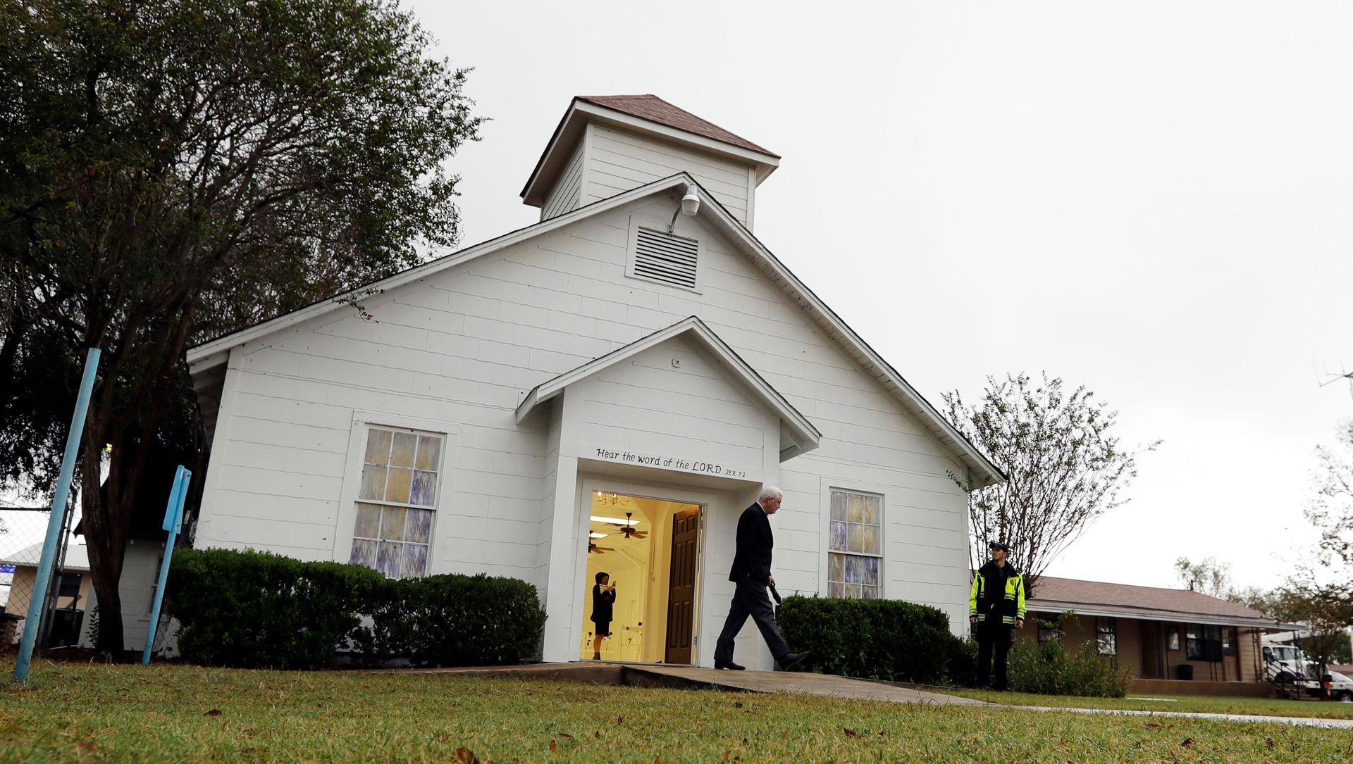 FILE - In this Nov. 12, 2017, file photo, a man walks out of the memorial for the victims of a shooting at Sutherland Springs First Baptist Church in Sutherland Springs, Texas. A judge will consolidate all federal lawsuits against the U.S. Air Force over the 2017 South Texas church shooting that killed more than two dozen worshippers. The gunman formerly was in the military. - Sputnik International, 1920, 07.07.2021