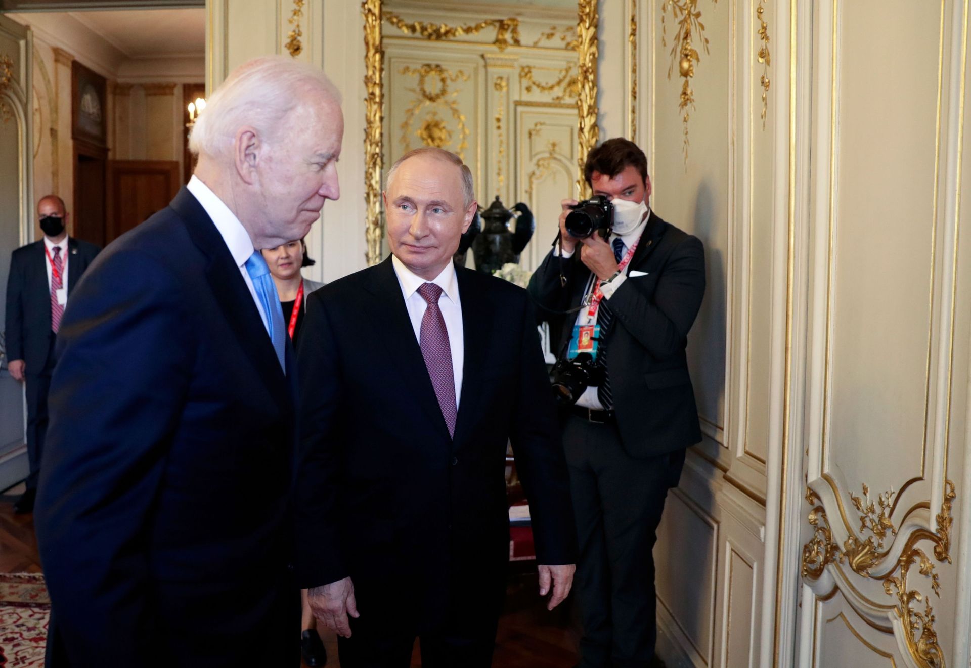 U.S. President Joe Biden and Russia's President Vladimir Putin meet for the U.S.-Russia summit at Villa La Grange in Geneva, Switzerland U.S. President Joe Biden and Russia's President Vladimir Putin meet for the U.S.-Russia summit at Villa La Grange in Geneva, Switzerland - Sputnik International, 1920, 07.09.2021