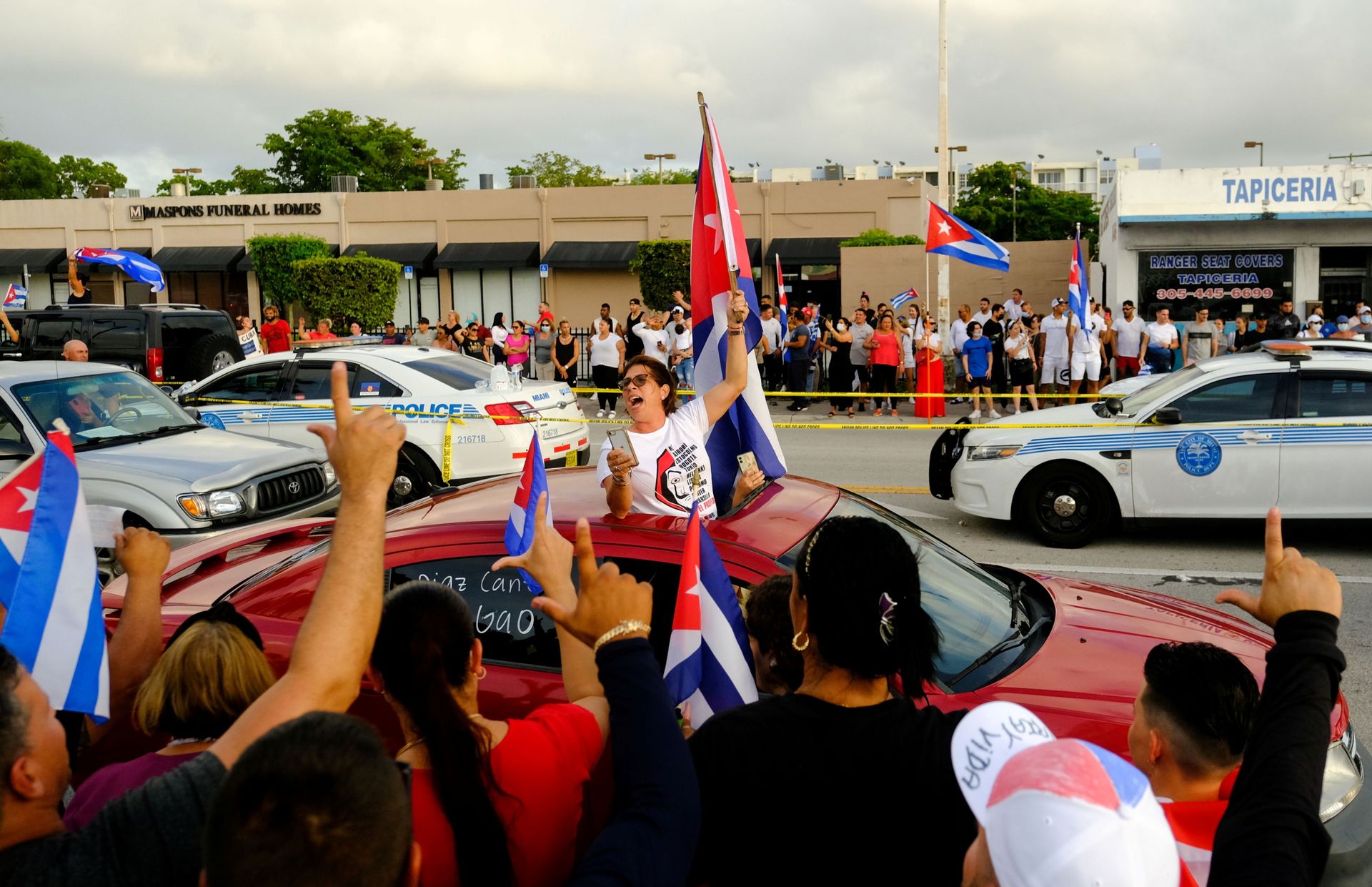 FILE PHOTO: People rally in solidarity with protesters in Cuba, in Little Havana neighborhood in Miami, Florida, U.S. July 12, 2021. FILE PHOTO: People rally in solidarity with protesters in Cuba, in Little Havana neighborhood in Miami, Florida, U.S. July 12, 2021. - Sputnik International, 1920, 07.09.2021