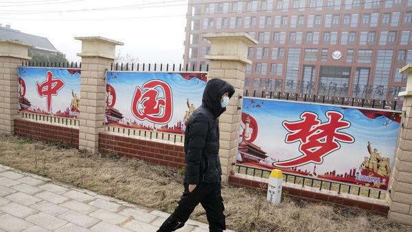 A man passes by the words China Dream outside the entrance to the Wuhan Institute of Virology during a visit by a World Health Organization team in Wuhan in China's Hubei province on Wednesday, Feb. 3, 2021 A man passes by the words China Dream outside the entrance to the Wuhan Institute of Virology during a visit by a World Health Organization team in Wuhan in China's Hubei province on Wednesday, Feb. 3, 2021 - Sputnik International