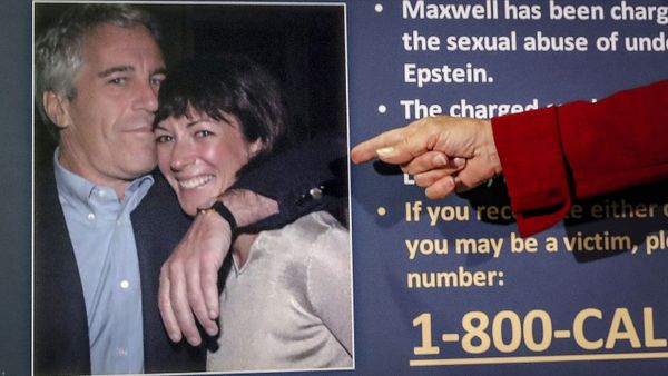 Jeffrey Epstein Associate - Sputnik International