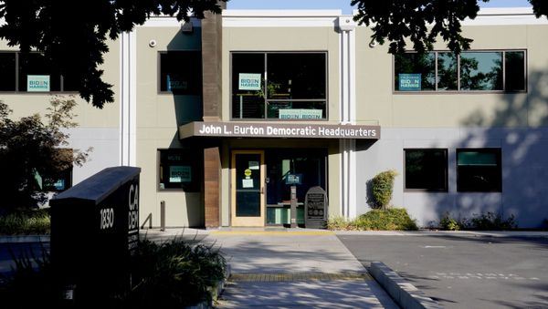 The John L. Burton California Democratic Party Headquarters is seen in Sacramento, Calif., Friday, July 16, 2021. Two California men have been charged with plotting to blow up the Democratic Party's headquarters, a bombing they hoped would be the first in a series of politically-motivated attacks, federal prosecutors said, Thursday, July 15, 2021. (AP Photo/Rich Pedroncelli) - Sputnik International