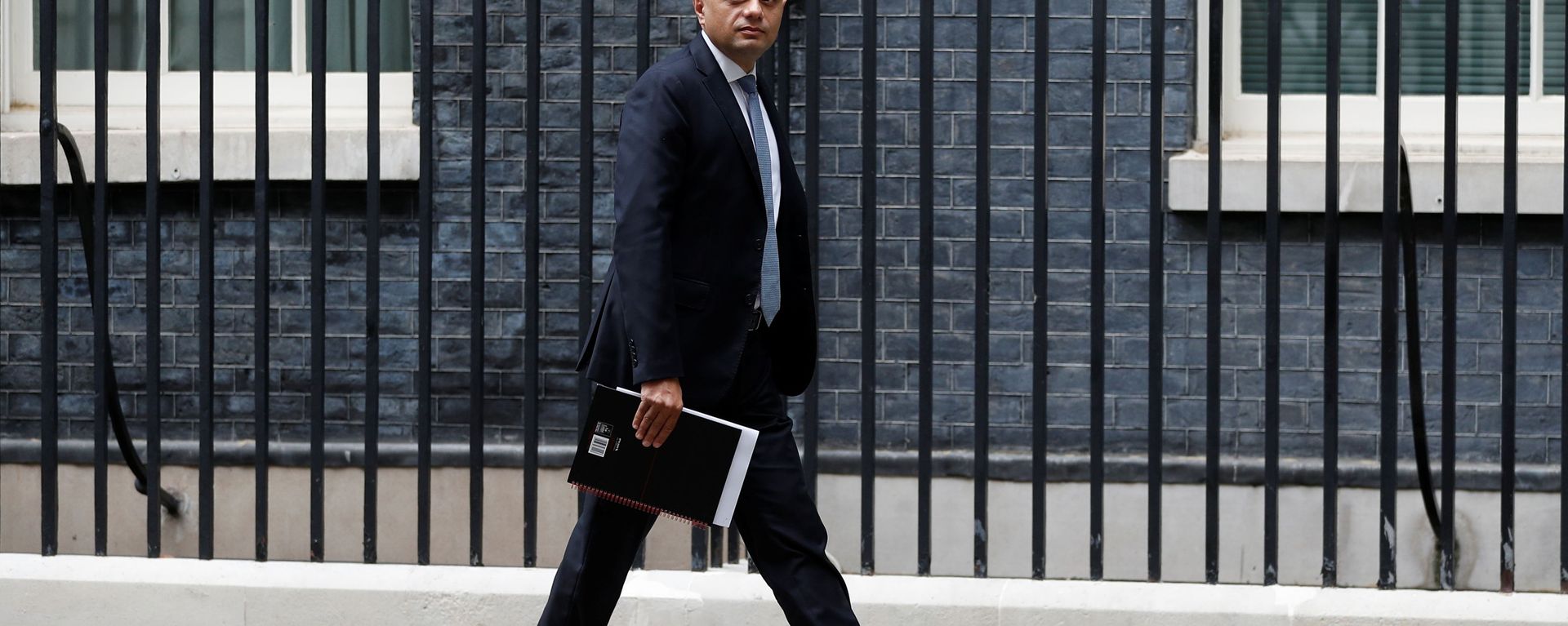 Britain's Health Secretary Sajid Javid walks on Downing Street in London, Britain, July 14, 2021 Britain's Health Secretary Sajid Javid walks on Downing Street in London, Britain, July 14, 2021 - Sputnik International, 1920, 22.11.2021