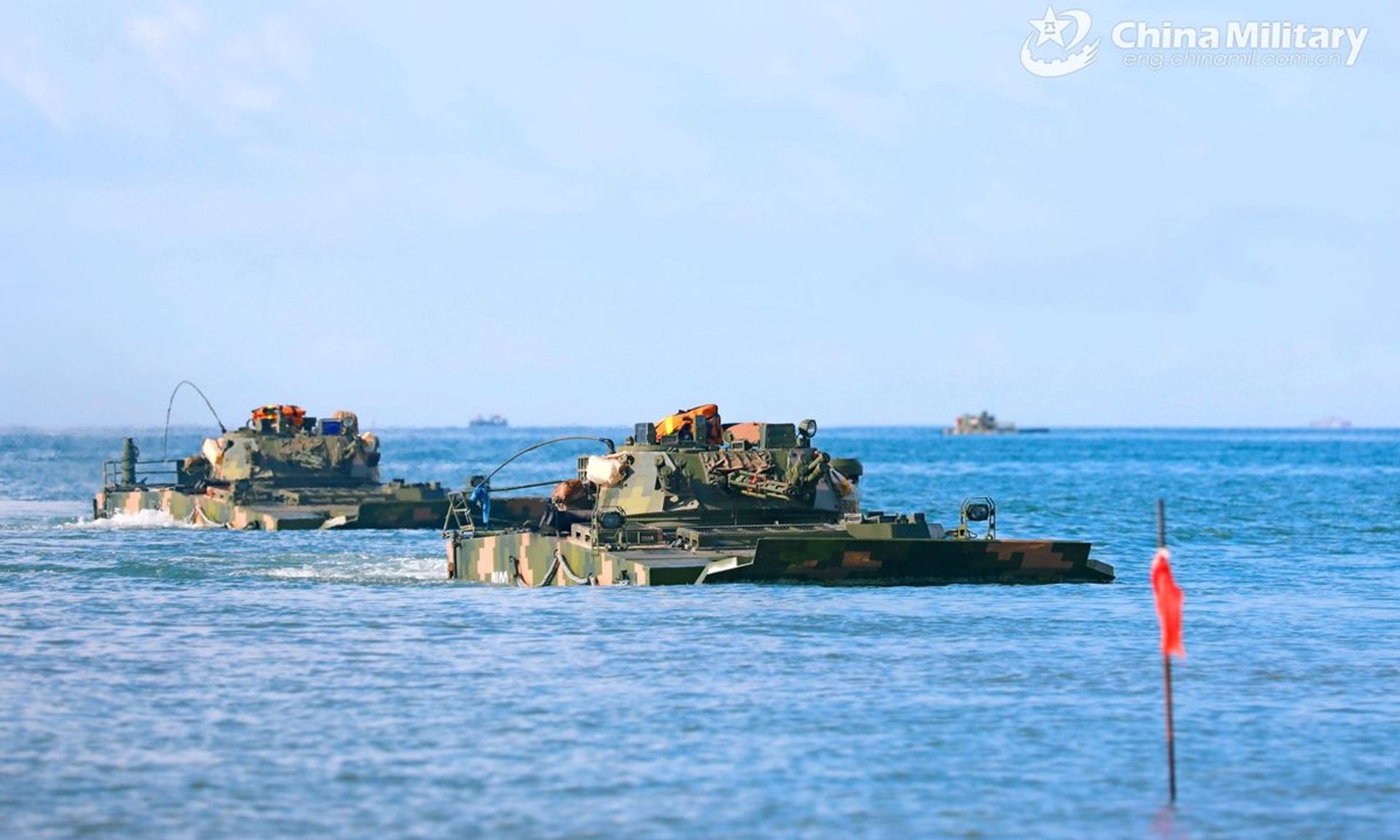 Amphibious armored infantry fighting vehicles (IFV) attached to a brigade under the PLA 72nd Group Army drive into the waters during an amphibious training exercise focused on subjects of basic driving, landing craft ferrying and assault wave formation, etc. on May 21, 2021 Amphibious armored infantry fighting vehicles (IFV) attached to a brigade under the PLA 72nd Group Army drive into the waters during an amphibious training exercise focused on subjects of basic driving, landing craft ferrying and assault wave formation, etc. on May 21, 2021 - Sputnik International, 1920, 07.09.2021