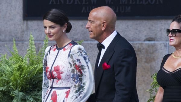 Thomas Barrack, CEO of Colony Capitol, arrives at the wedding of Treasury Secretary Steve Mnuchin and Scottish actress Louise Linton, at the Andrew Mellon Auditorium in Washington, Saturday, June 24, 2017.  - Sputnik International