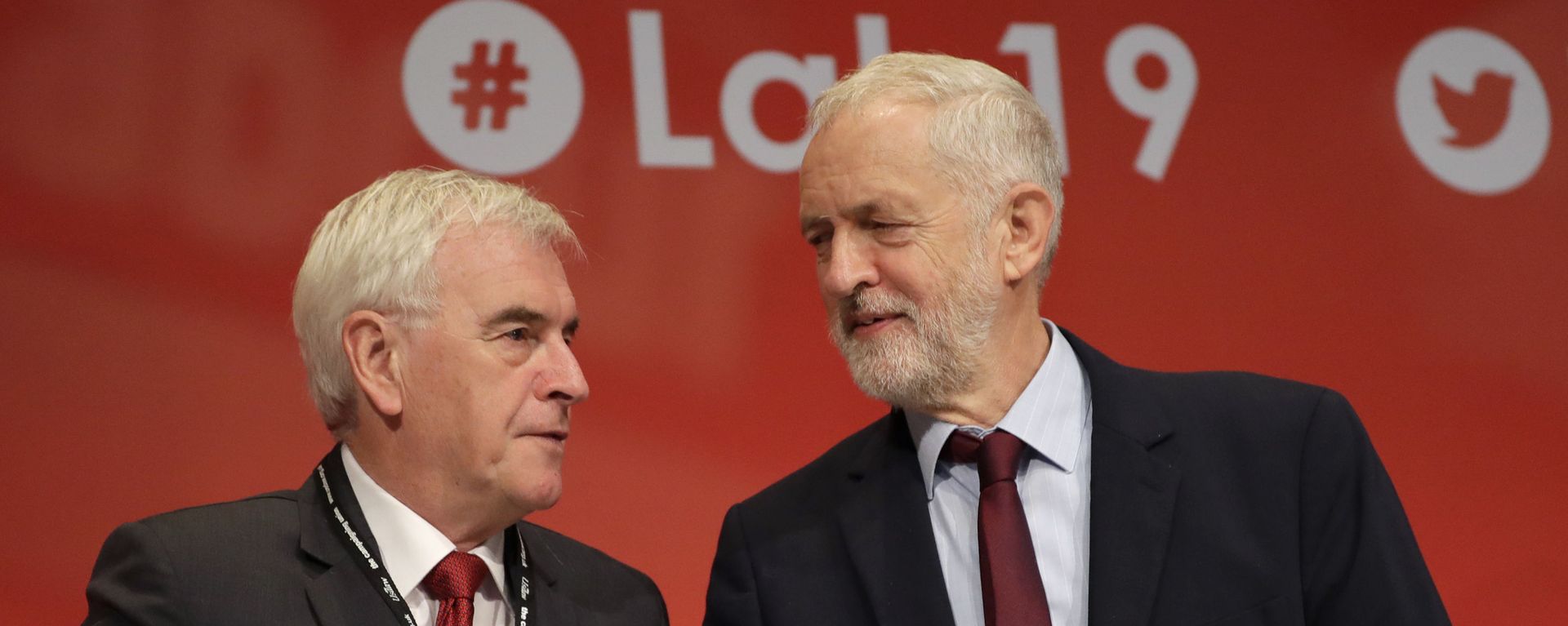 Jeremy Corbyn, leader of Britain's opposition Labour Party, right, and John McDonnell Shadow Chancellor on stage during the Labour Party Conference at the Brighton Centre , Tuesday, Sept. 24, 2019. Jeremy Corbyn, leader of Britain's opposition Labour Party, right, and John McDonnell Shadow Chancellor on stage during the Labour Party Conference at the Brighton Centre , Tuesday, Sept. 24, 2019. - Sputnik International, 1920, 21.11.2021