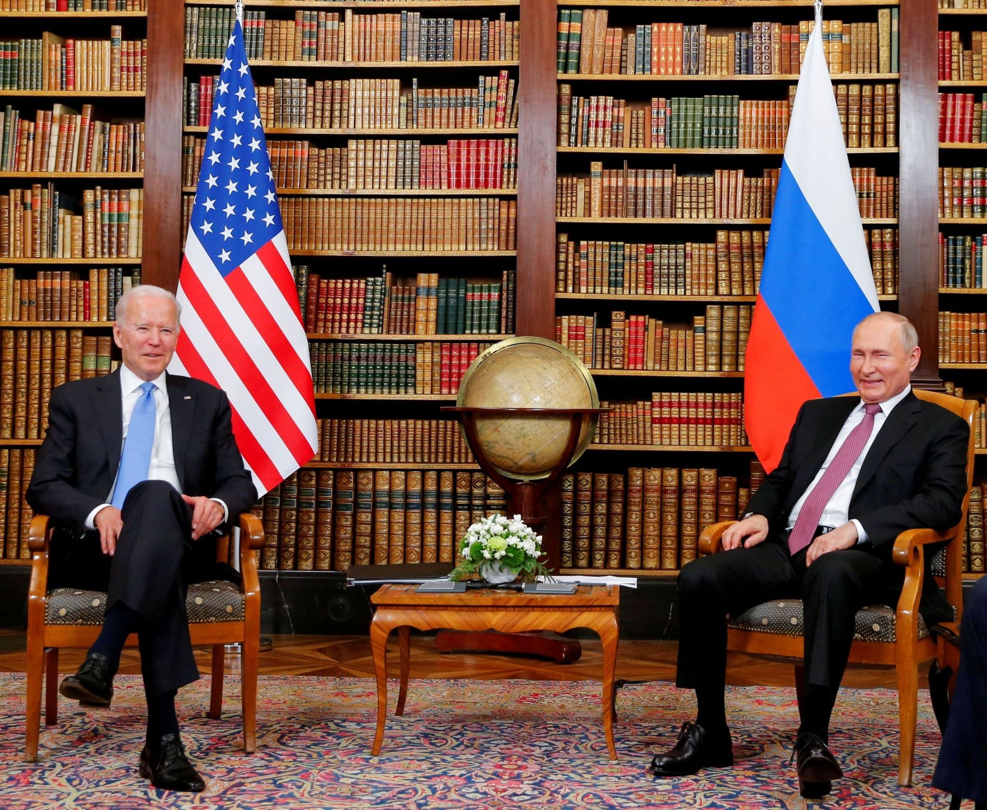 U.S. President Joe Biden and Russia's President Vladimir Putin meet for the U.S.-Russia summit at Villa La Grange in Geneva, Switzerland, June 16, 2021. - Sputnik International, 1920, 21.03.2022