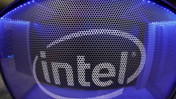  Computer chip maker Intel's logo is shown on a gaming computer display during the opening day of E3, the annual video games expo revealing the latest in gaming software and hardware in Los Angeles, California, U.S., June 11, 2019.   - Sputnik International