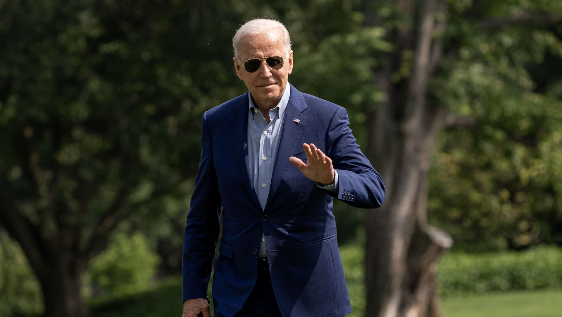 U.S. President Joe Biden exits Marine One after returning from Wilmington, Delaware, on the South Lawn at the White House in Washington, U.S., July 25, 2021. U.S. President Joe Biden exits Marine One after returning from Wilmington, Delaware, on the South Lawn at the White House in Washington, U.S., July 25, 2021. - Sputnik International, 1920, 25.07.2021