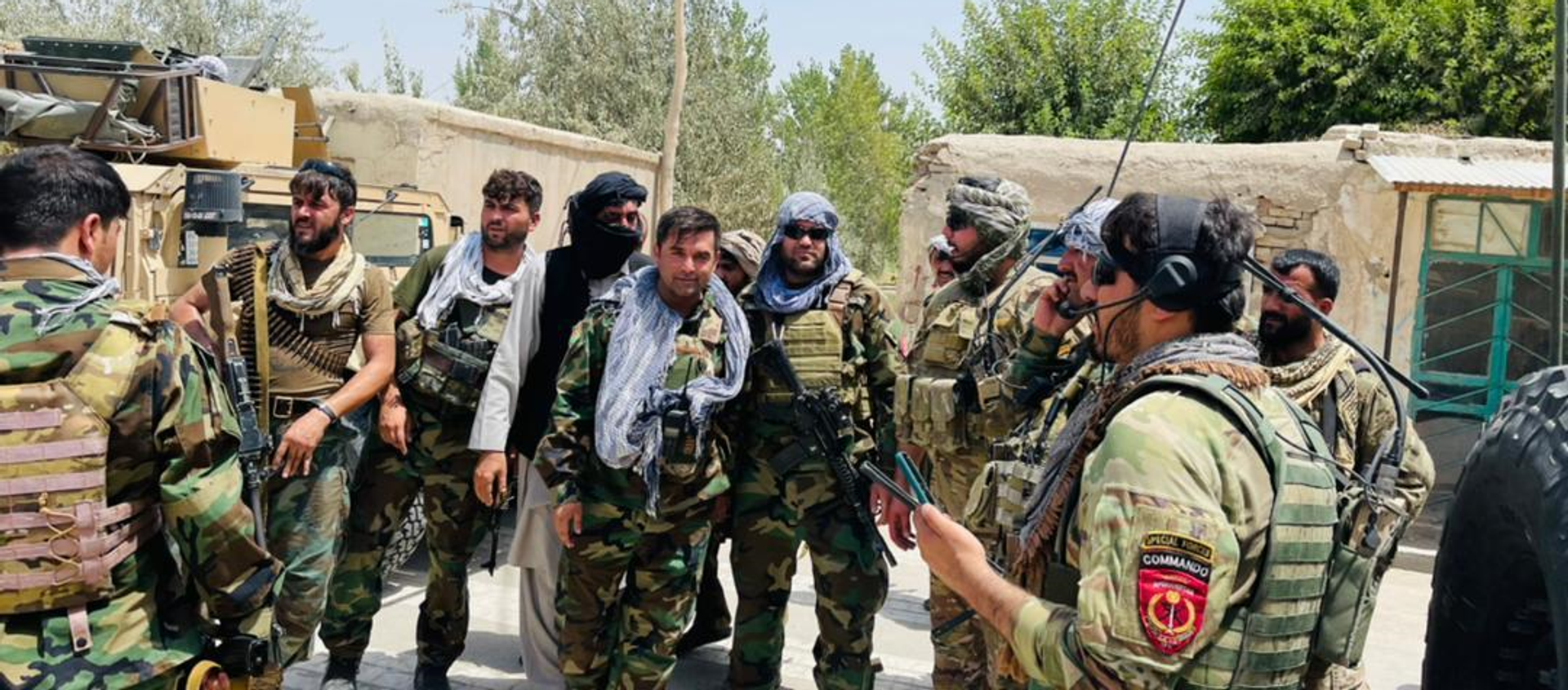 Afghan Army commandos rest after liberating a key northern district from the Taliban, July 25, 2021. - Sputnik International, 1920, 27.07.2021