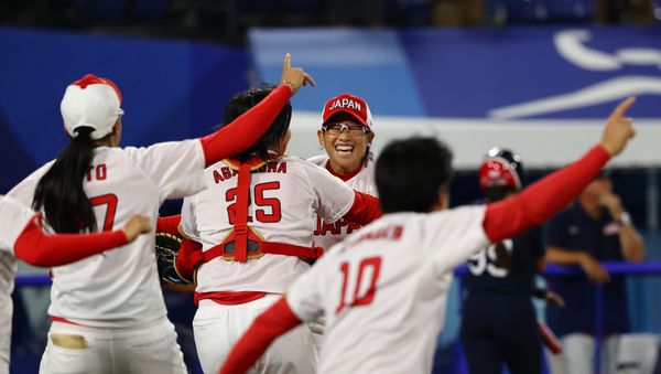  Yukiko Ueno of Japan and team mates celebrate winning the game. Tokyo 2020 Olympics - Softball - Women - Finals - Japan v United States. 27 July 2021 - Sputnik International
