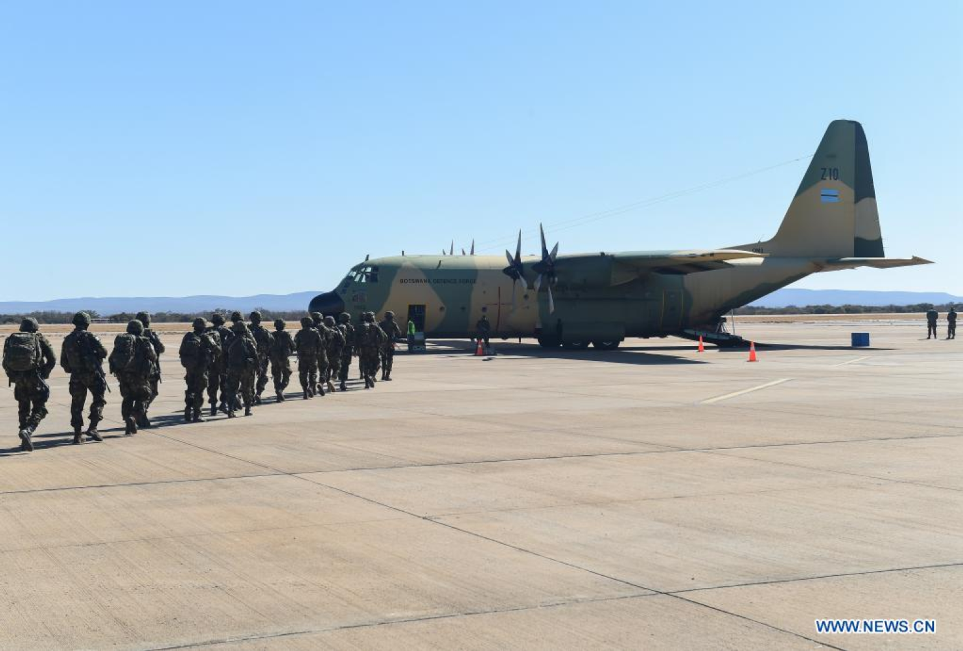 The Botswana Defence Force (BDF) soldiers depart from Sir Seretse Khama International Airport in Gaborone, Botswana, July 26, 2021. The BDF will provide regional support to the Republic of Mozambique to combat the looming threat of terrorism and acts of violent extremism in the Cabo Delgado region, as an element of the Southern Africa Development Community (SADC) Mission in Mozambique. A total of 296 BDF soldiers will be deployed in Mozambique, and 70 of them departed on Monday. - Sputnik International, 1920, 07.09.2021