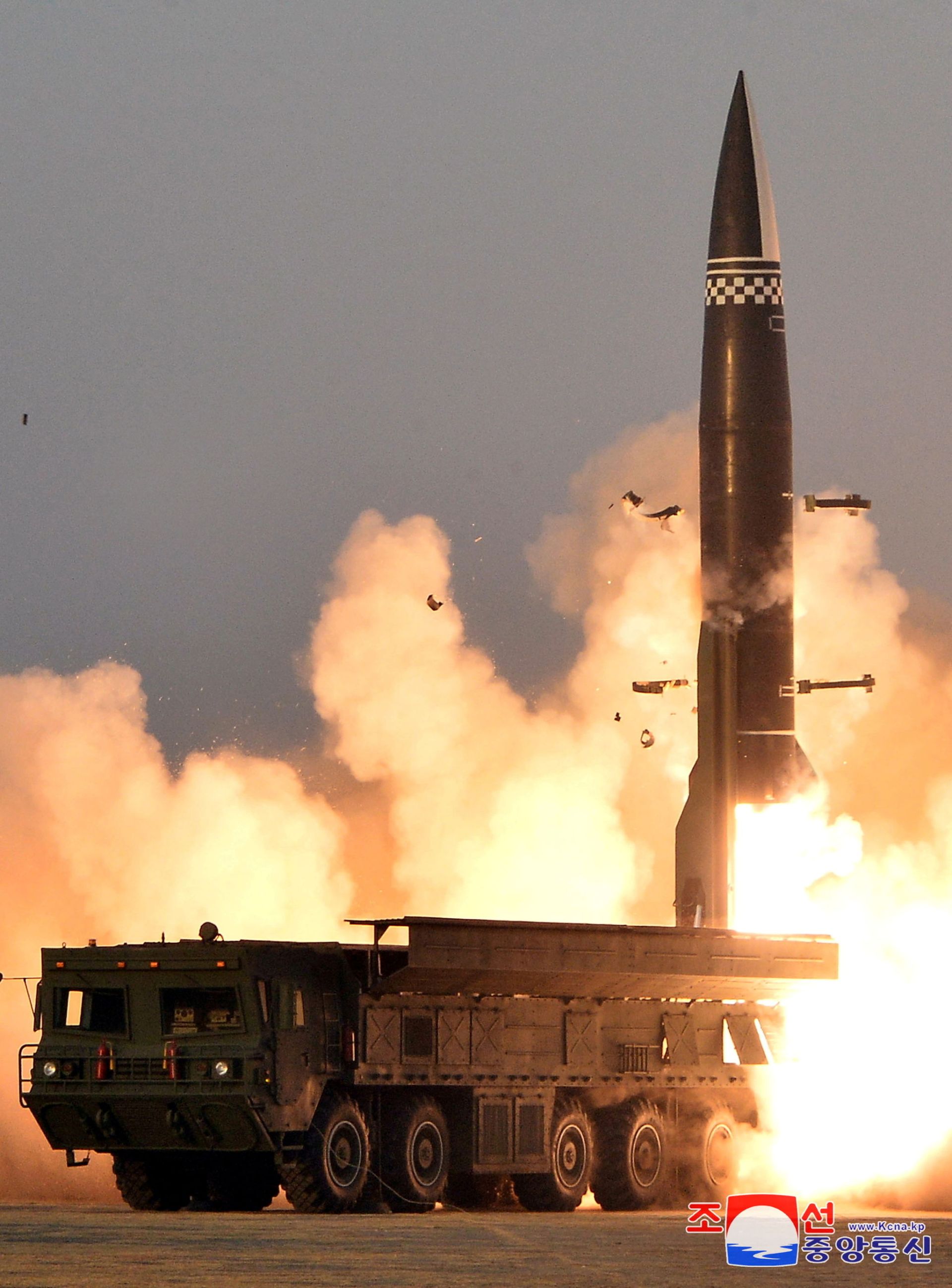 A newly developed new-type tactical guided projectile, which KCNA reports is launched on March 25, 2021, is pictured in this photo released March 26, 2021 by North Korea's Korean Central News Agency (KCNA) in Pyongyang, North Korea A newly developed new-type tactical guided projectile, which KCNA reports is launched on March 25, 2021, is pictured in this photo released March 26, 2021 by North Korea's Korean Central News Agency (KCNA) in Pyongyang, North Korea - Sputnik International, 1920, 07.09.2021