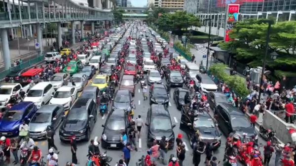 Car Protest Staged in Bangkok Over Gov't Handling of COVID-19 - Sputnik International