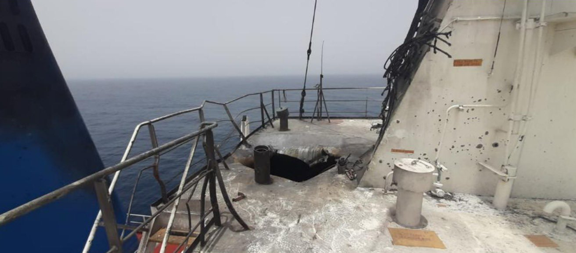 Unconfirmed image of the Mercer Street tanker provided by Or Heller, correspondent for Israel's Channel 10 News - Sputnik International, 1920, 05.08.2021