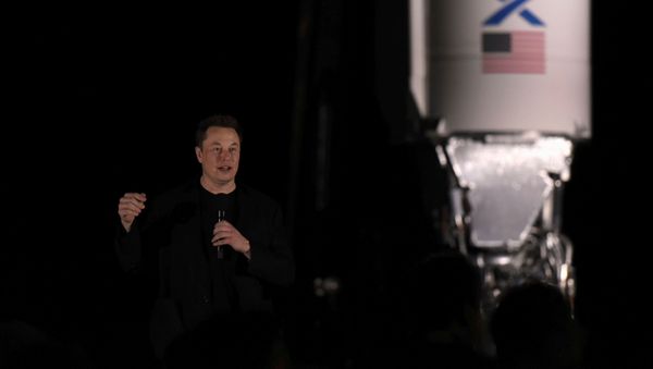 FILE PHOTO: SpaceX's Elon Musk gives an update on the company's Mars rocket Starship in Boca Chica, Texas U.S. September 28, 2019. REUTERS/Callaghan O'Hare/File Photo - Sputnik International