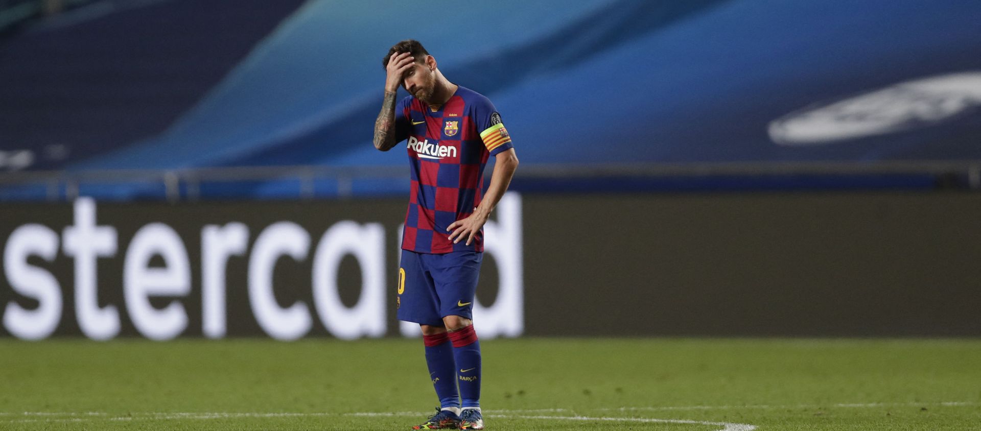 (FILES) In this file photo taken on August 14, 2020 Barcelona's Argentinian forward Lionel Messi reacts during the UEFA Champions League quarter-final football match between Barcelona and Bayern Munich at the Luz stadium in Lisbon.  - Sputnik International, 1920, 06.08.2021
