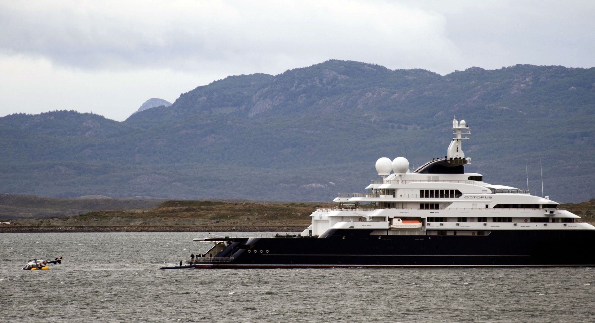 the Octopus yacht, owned by Microsoft's co-founder Paul Allen the Octopus yacht, owned by Microsoft's co-founder Paul Allen - Sputnik International, 1920, 09.11.2021