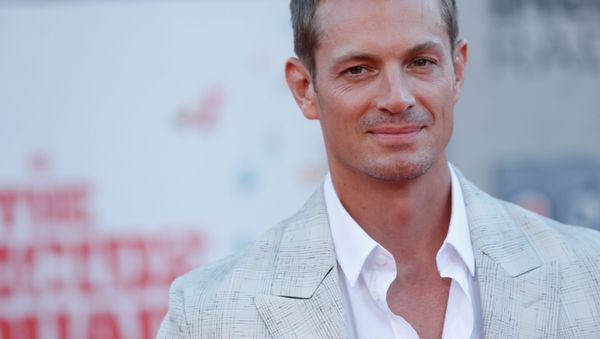 Cast member Joel Kinnaman poses at the premiere of The Suicide Squad in Los Angeles, California, 2 August 2021 - Sputnik International