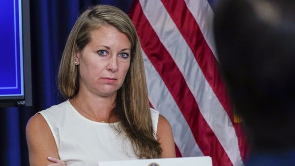 Secretary to the Governor Melissa DeRosa listens as New York Gov. Andrew Cuomo speaks to reporters during a news conference, Wednesday, June 23, 2021, in New York. - Sputnik International