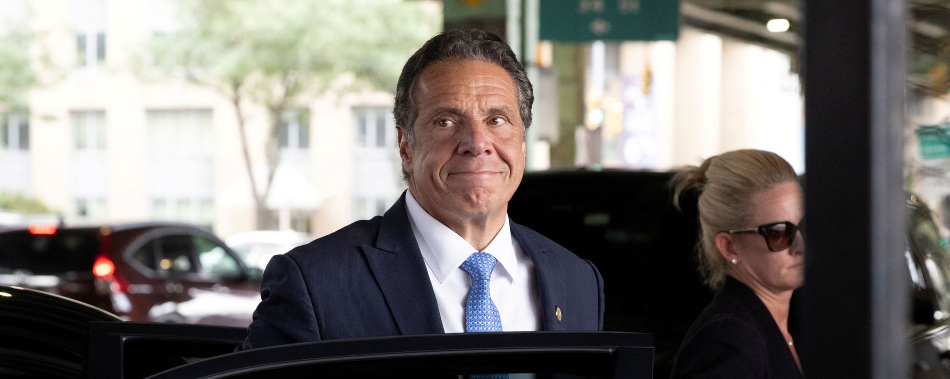 New York Governor Andrew Cuomo arrives to depart in his helicopter after announcing his resignation in Manhattan, New York City, U.S., August 10, 2021. New York Governor Andrew Cuomo arrives to depart in his helicopter after announcing his resignation in Manhattan, New York City, U.S., August 10, 2021. - Sputnik International, 1920, 29.09.2021