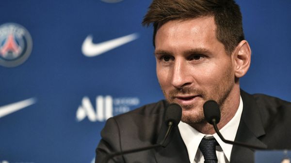 Argentinian football player Lionel Messi speaks at a press conference during his unveiling at the French football club Paris Saint-Germain's (PSG) Parc des Princes stadium in Paris on August 11, 2021. - Sputnik International