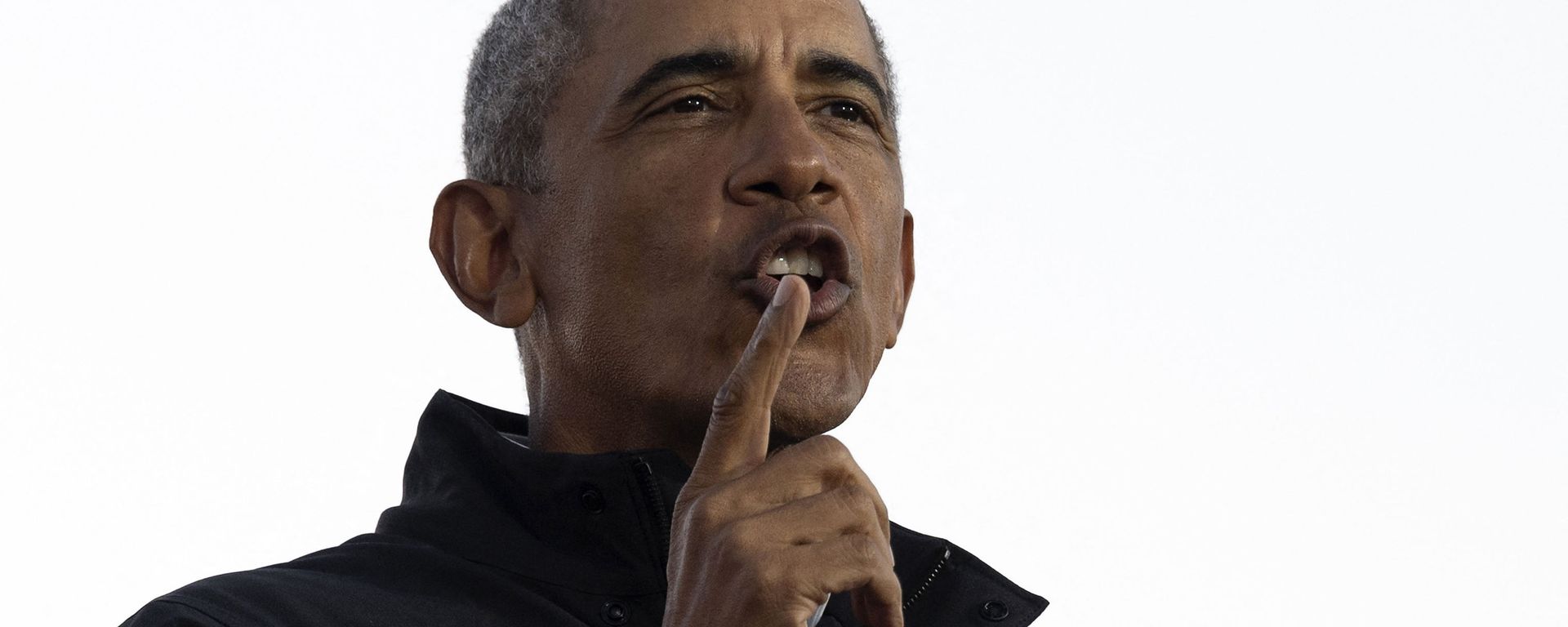 In this file photo former US President Barack Obamas speaks during a mobilization event at Belle Isle Casino in Detroit, Michigan, with Democratic Presidential candidate and former US Vice President Joe Biden, on October 31, 2020. - Barack Obama has scaled back plans for a big 60th birthday party this weekend, paring down a guest list of the rich and famous numbering in the hundreds due to the spread of the Delta variant of the coronavirus, a spokeswoman said August 4, 2021. The outdoor event was planned months ago in accordance with all public guidelines and Covid safeguards in place, Hannah Hankins said in a statement issued a day after the planned bash drew criticism, mainly from conservatives. In this file photo former US President Barack Obamas speaks during a mobilization event at Belle Isle Casino in Detroit, Michigan, with Democratic Presidential candidate and former US Vice President Joe Biden, on October 31, 2020. - Barack Obama has scaled back plans for a big 60th birthday party this weekend, paring down a guest list of the rich and famous numbering in the hundreds due to the spread of the Delta variant of the coronavirus, a spokeswoman said August 4, 2021. The outdoor event was planned months ago in accordance with all public guidelines and Covid safeguards in place, Hannah Hankins said in a statement issued a day after the planned bash drew criticism, mainly from conservatives. - Sputnik International, 1920