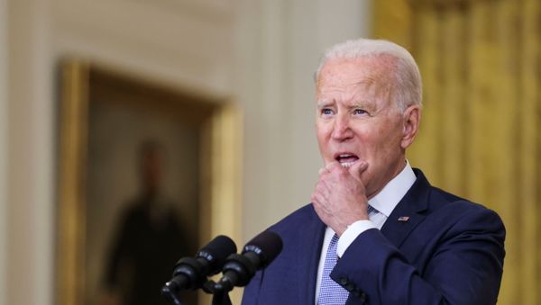 U.S. President Biden discusses administration efforts to lower drug prices in a speech at the White House in Washington - Sputnik International