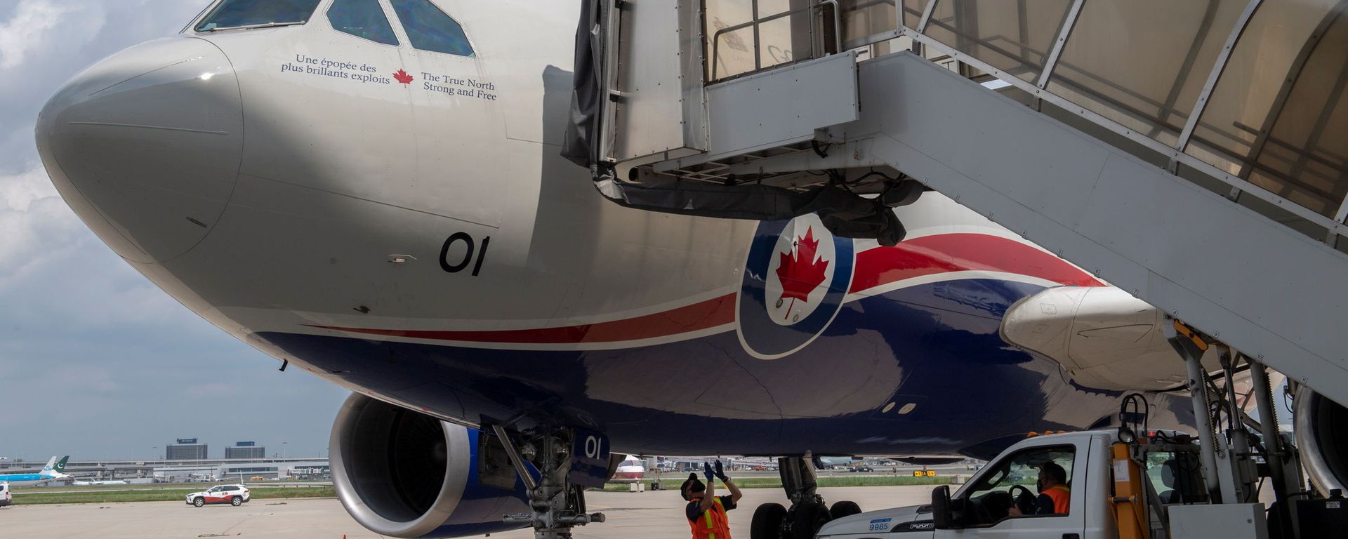A Canadian Armed Forces CC-150 Polaris aircraft carrying Afghan refugees who supported Canada’s mission in Afghanistan arrives at Toronto Pearson International Airport in Mississauga, Ontario, Canada August 13, 2021. Picture taken August 13, 2021.  - Sputnik International, 1920