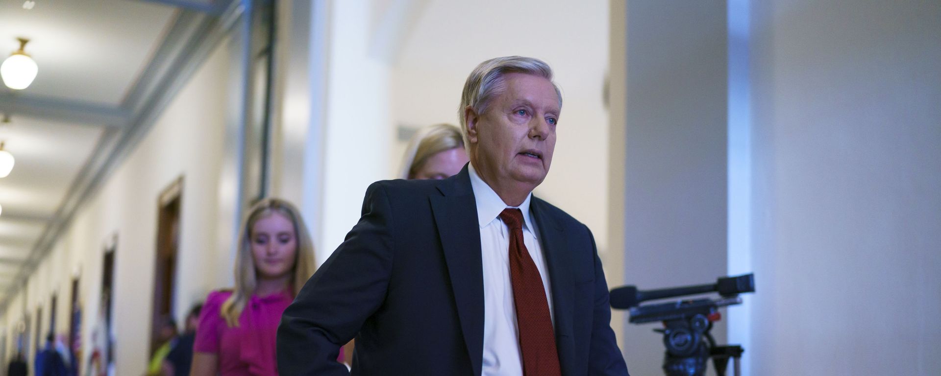 Sen. Lindsey Graham, R-S.C., walks through the Russell Senate Office Building on Capitol Hill in Washington, Wednesday, June 9, 2021 - Sputnik International, 1920, 04.03.2022