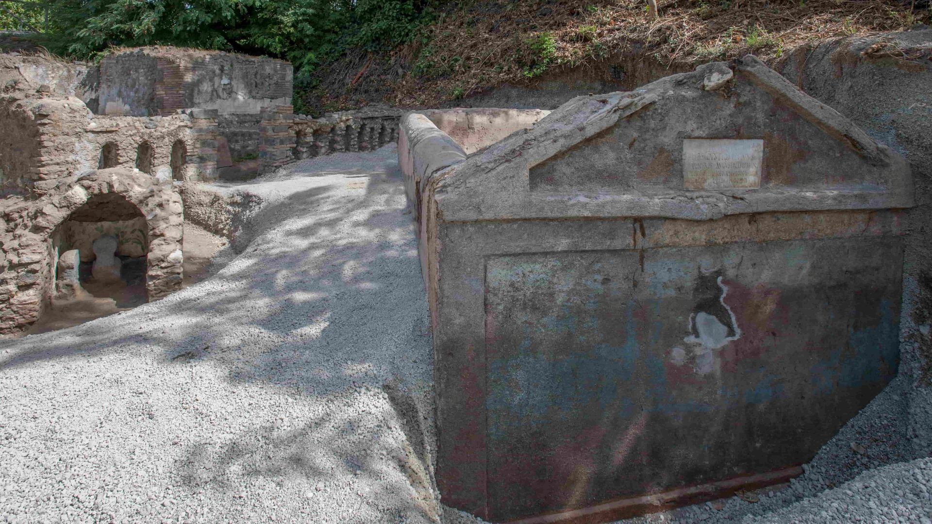 The tomb of Marcus Venerius Secundio is pictured in this undated photo obtained August, 17, 2021, in Pompeii, Italy. The tomb of Marcus Venerius Secundio is pictured in this undated photo obtained August, 17, 2021, in Pompeii, Italy. - Sputnik International, 1920, 18.08.2021