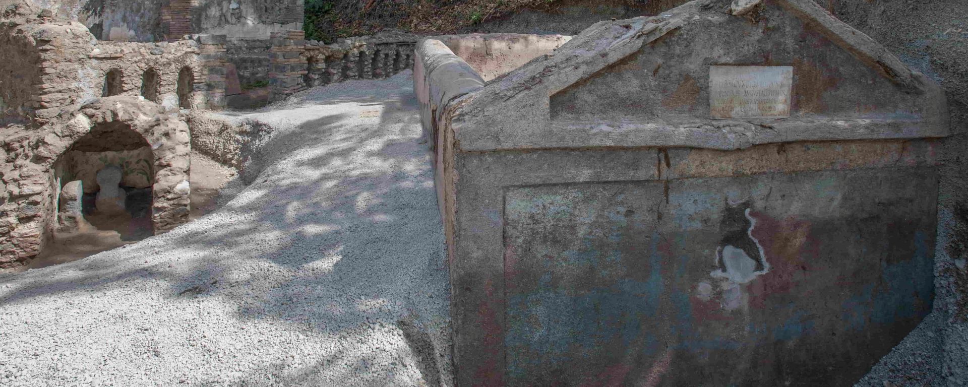 The tomb of Marcus Venerius Secundio is pictured in this undated photo obtained August, 17, 2021, in Pompeii, Italy. The tomb of Marcus Venerius Secundio is pictured in this undated photo obtained August, 17, 2021, in Pompeii, Italy. - Sputnik International, 1920, 18.08.2021
