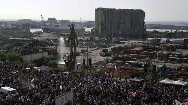 People gather outside the port to mark the first anniversary of the massive blast at Beirut's port, in Beirut, Lebanon, Wednesday, Aug. 4, 2021. - Sputnik International