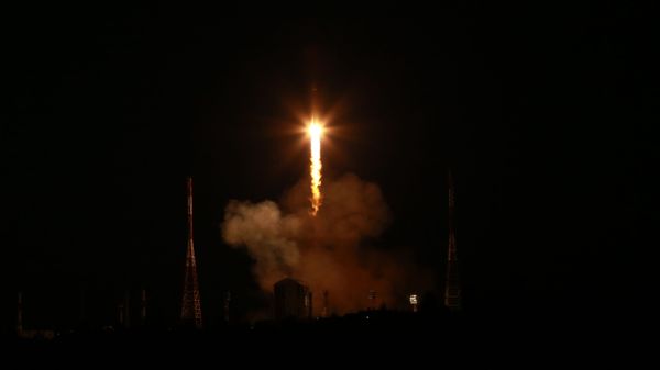 The launch of the Soyuz-2.1b carrier rocket with the Fregat upper stage and 36 OneWeb spacecraft on board from the launch pad of the Vostochny cosmodrome in the Amur Region. - Sputnik International