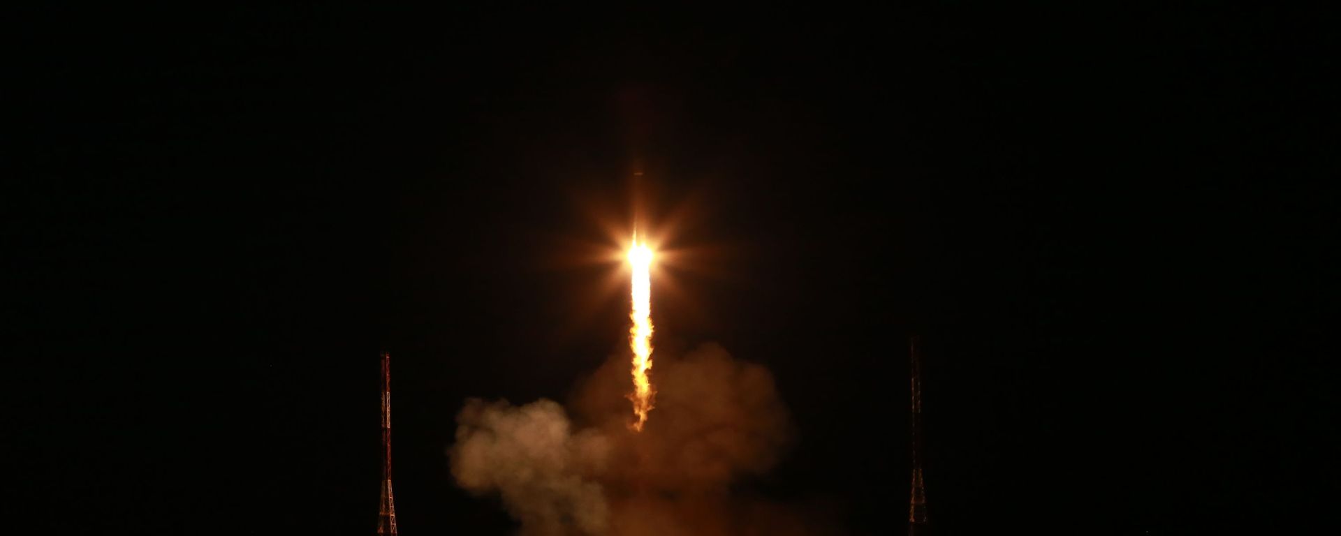 The launch of the Soyuz-2.1b carrier rocket with the Fregat upper stage and 36 OneWeb spacecraft on board from the launch pad of the Vostochny cosmodrome in the Amur Region. - Sputnik International, 1920, 03.03.2023