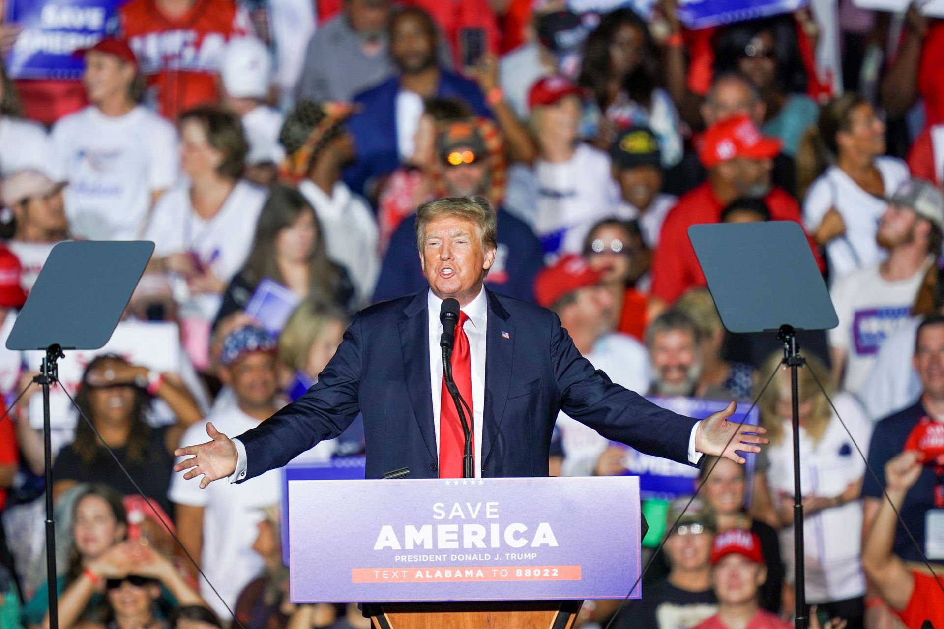 Former U.S. President Donald Trump speaks during a rally in Cullman, Alabama, U.S., August 21, 2021. Former U.S. President Donald Trump speaks during a rally in Cullman, Alabama, U.S., August 21, 2021. - Sputnik International, 1920, 07.09.2021