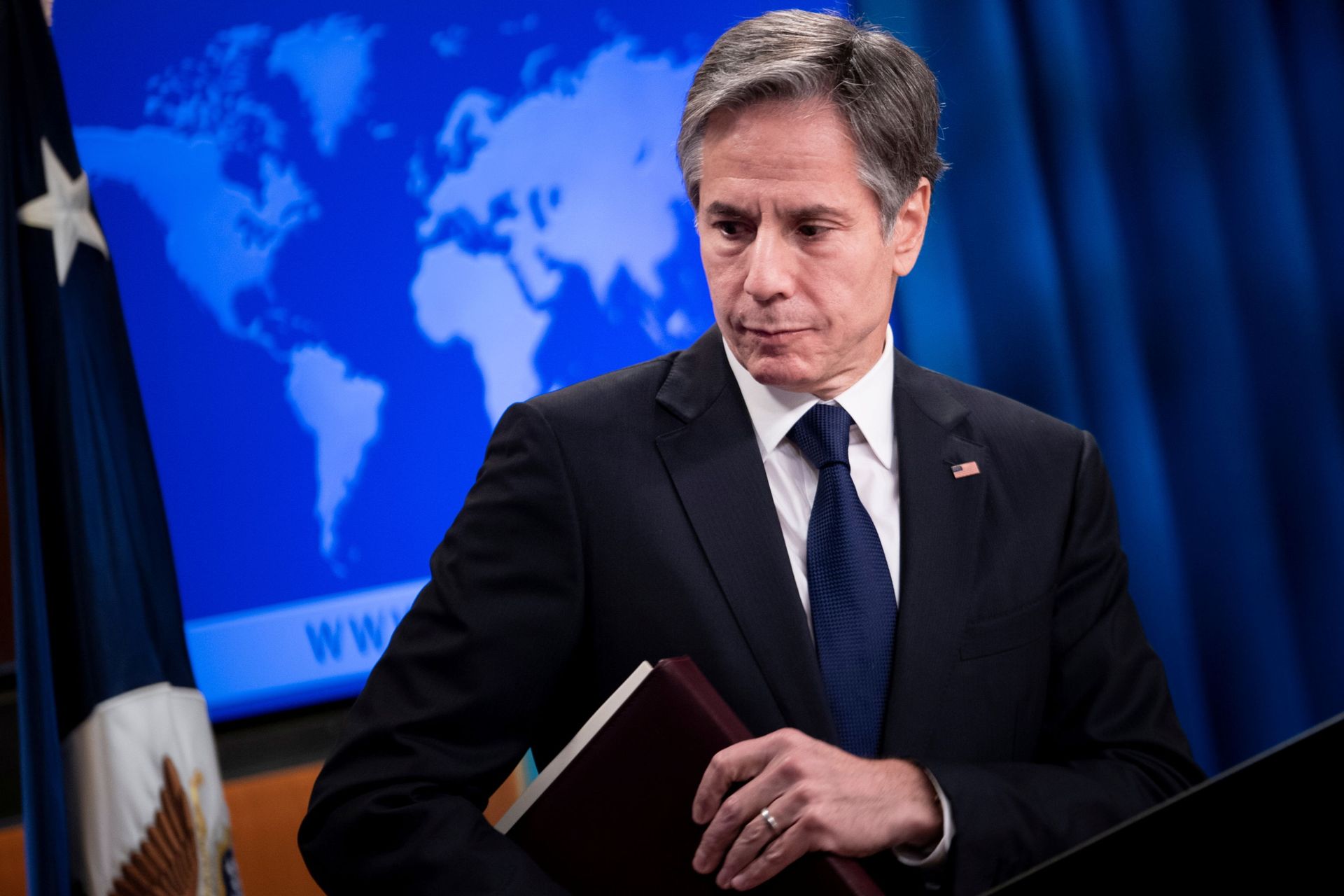 U.S. Secretary of State Antony Blinken leaves after speaking about refugee programs for Afghans who aided the U.S. during a briefing at the State Department in Washington, DC, U.S. August 2, 2021 - Sputnik International, 1920, 07.09.2021