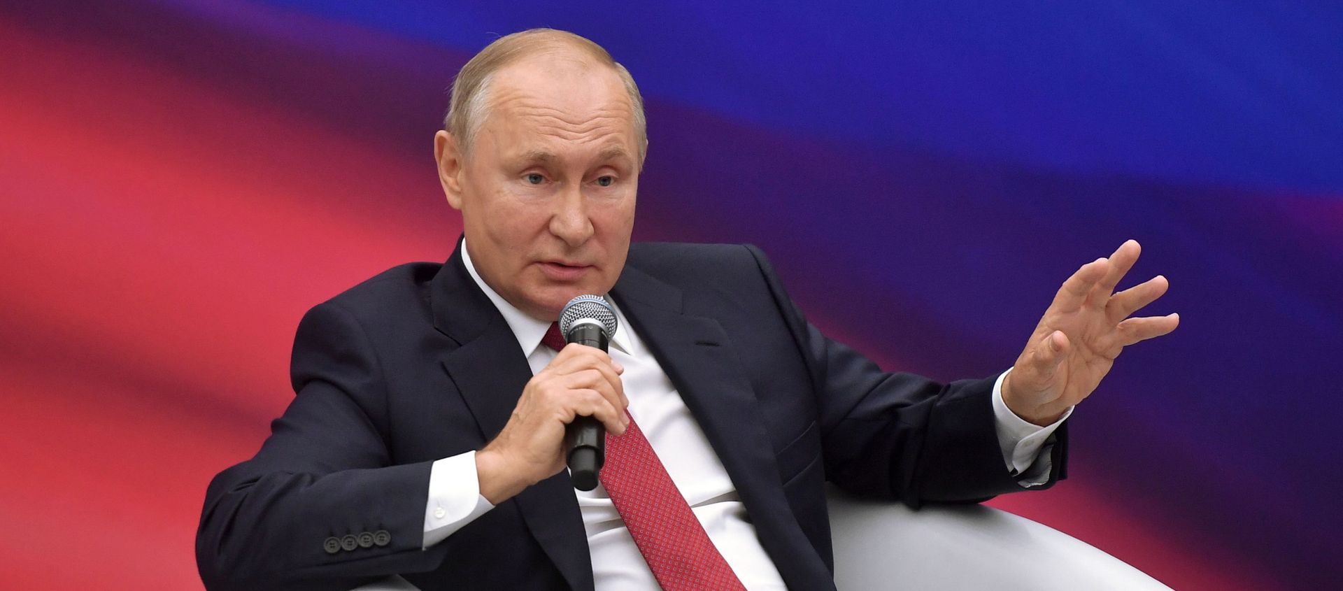 Russian President Vladimir Putin attends a meeting with members of the United Russia party in Moscow, Russia August 22, 2021 Russian President Vladimir Putin attends a meeting with members of the United Russia party in Moscow, Russia August 22, 2021 - Sputnik International, 1920