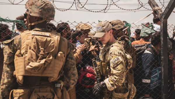 Evacuation at Hamid Karzai International Airport - Sputnik International