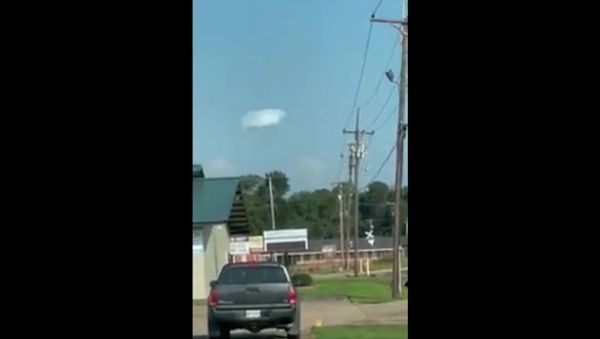   If you want a KILLER unexplained video of what some say is a  UFO and some say is a glitch in the  Matrix  - Sputnik International