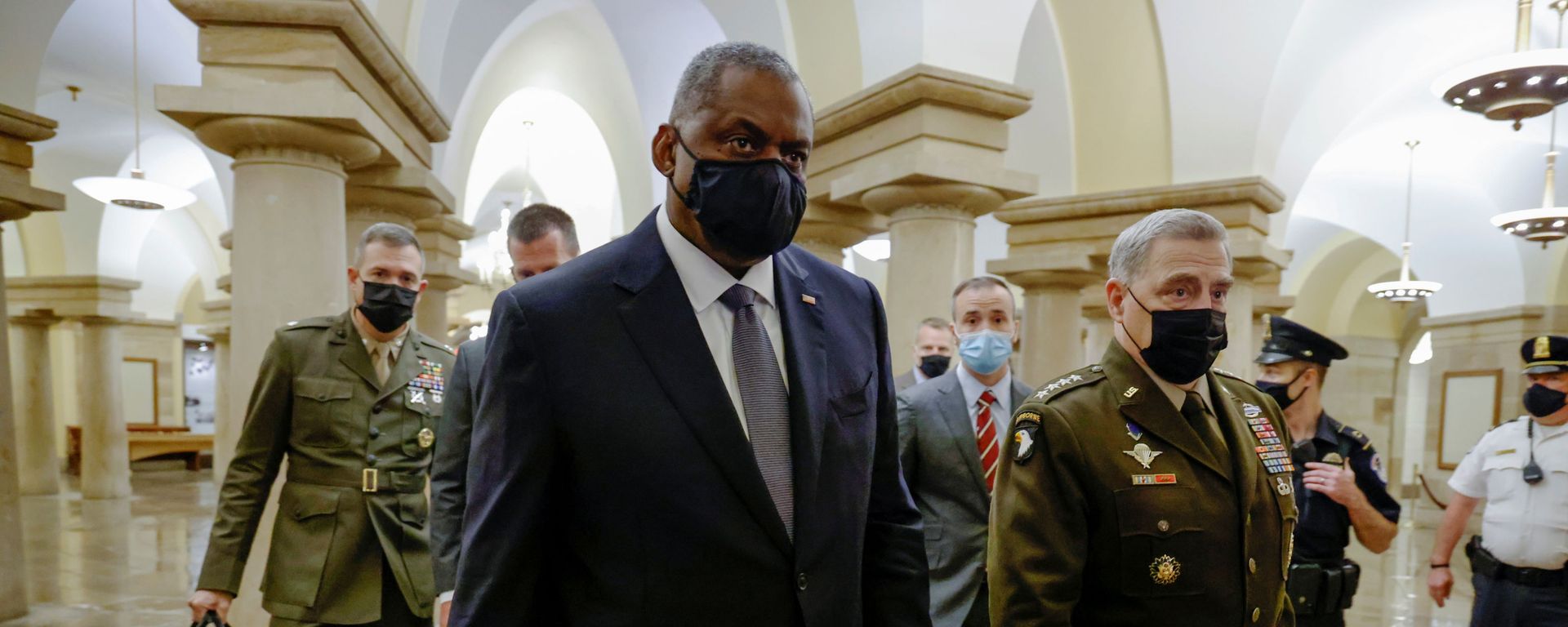 U.S. Defense Secretary Lloyd Austin and Chairman of the Joint Chiefs of Staff U.S. Army General Mark Milley depart after participating in a briefing on Afghanistan for the members of the House of Representatives at the U.S. Capitol in Washington, D.C., U.S. August 24, 2021 U.S. Defense Secretary Lloyd Austin and Chairman of the Joint Chiefs of Staff U.S. Army General Mark Milley depart after participating in a briefing on Afghanistan for the members of the House of Representatives at the U.S. Capitol in Washington, D.C., U.S. August 24, 2021 - Sputnik International, 1920, 05.01.2022