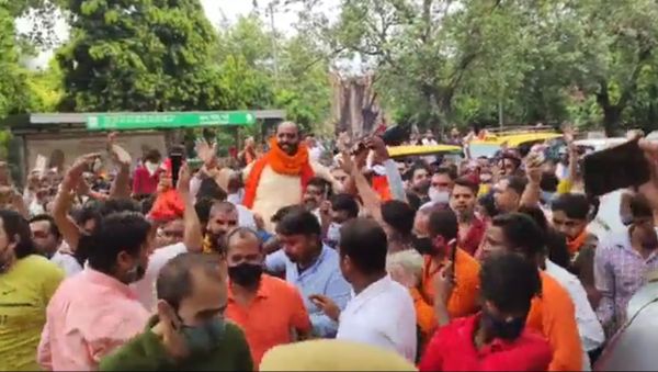 Main Accused in Delhi’s Jantar Mantar Hate Speech Incident Surrenders Amid Fanfare - Sputnik International