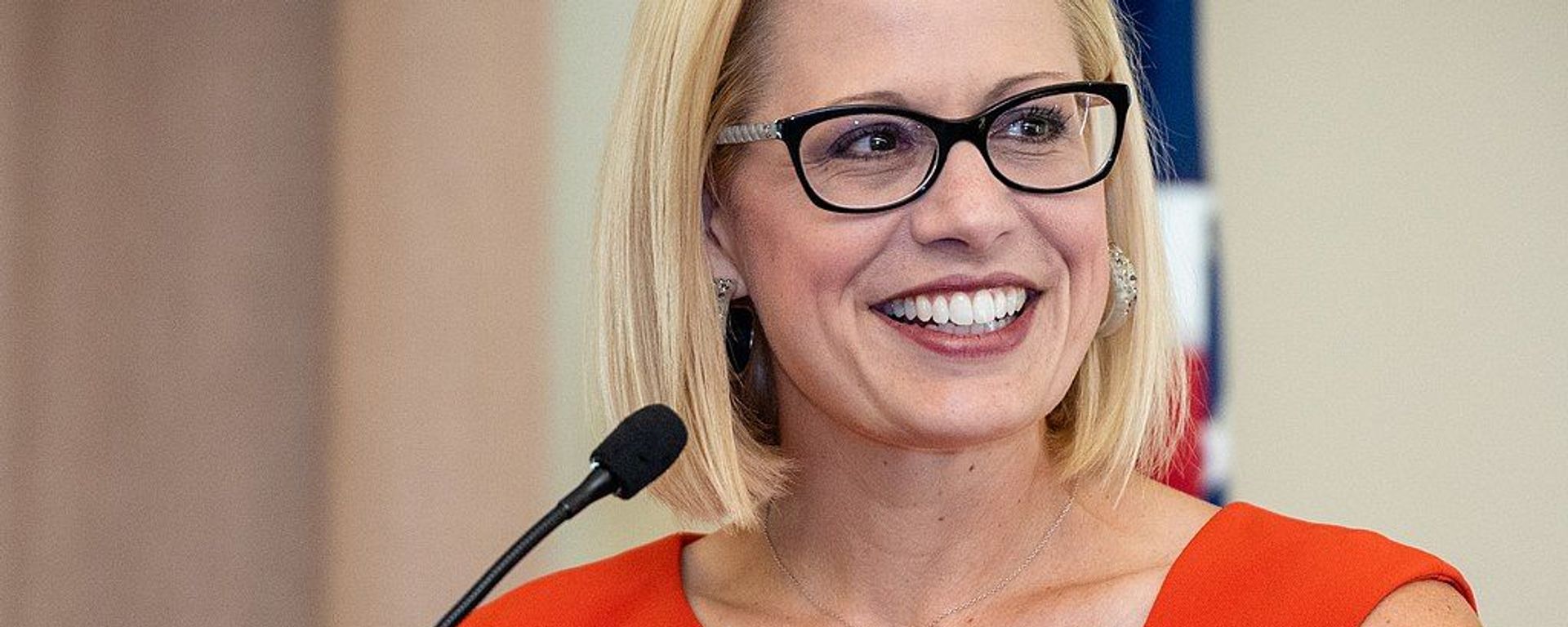 US Sen. Kyrsten Sinema, a Democrat from Arizona US Sen. Kyrsten Sinema, a Democrat from Arizona - Sputnik International, 1920, 05.08.2022