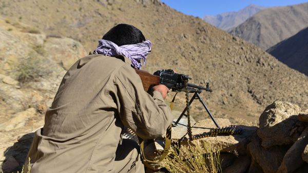 An Afghan resistance movement and anti-Taliban uprising forces personnel takes part in a military training at Malimah area of Dara district in Panjshir province on September 2, 2021 as the valley remains the last major holdout of anti-Taliban forces. - Sputnik International