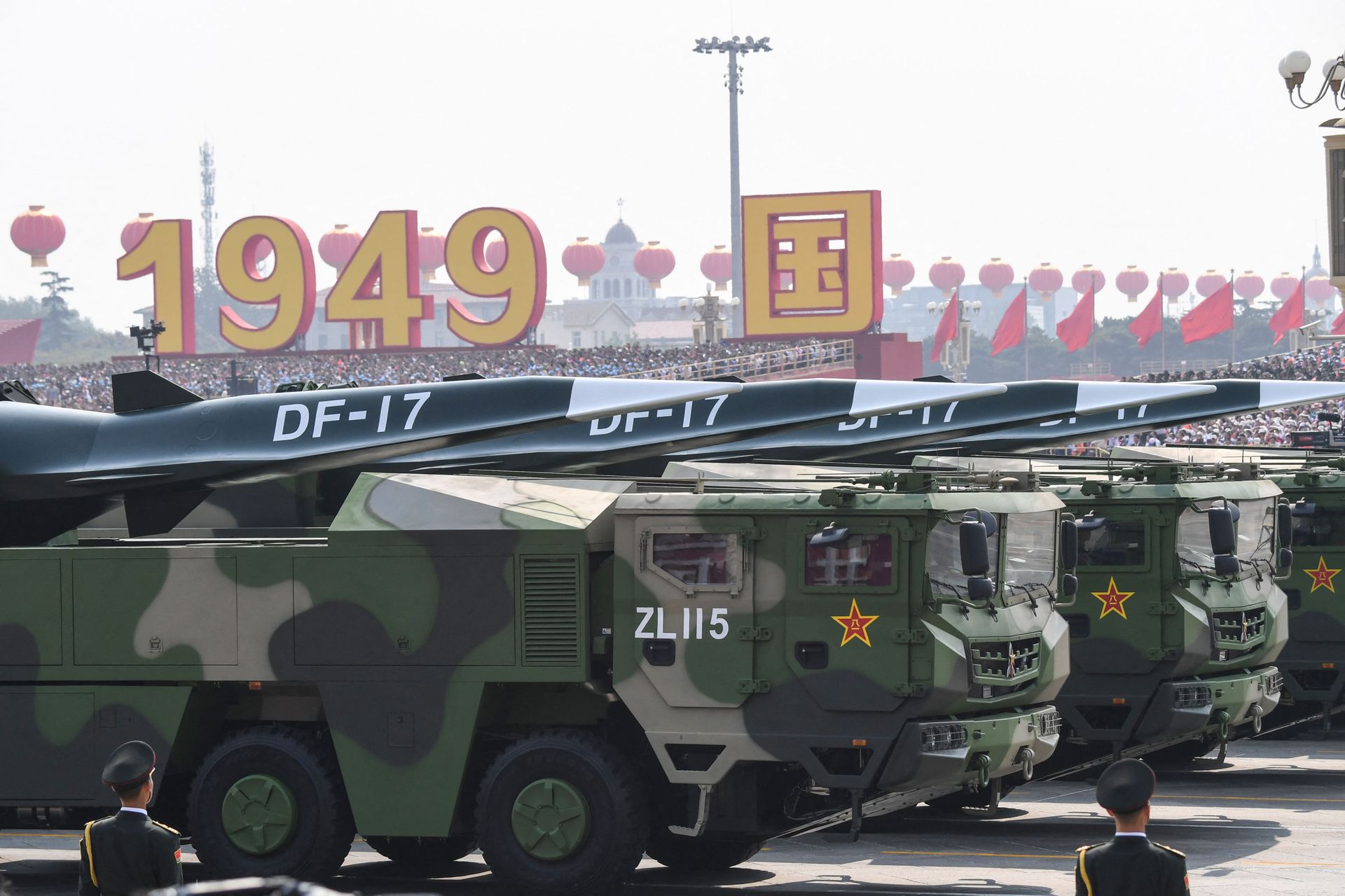 Military vehicles carrying DF-17 missiles participate in a military parade at Tiananmen Square in Beijing on October 1, 2019, to mark the 70th anniversary of the founding of the People’s Republic of China Military vehicles carrying DF-17 missiles participate in a military parade at Tiananmen Square in Beijing on October 1, 2019, to mark the 70th anniversary of the founding of the People’s Republic of China - Sputnik International, 1920, 17.11.2021