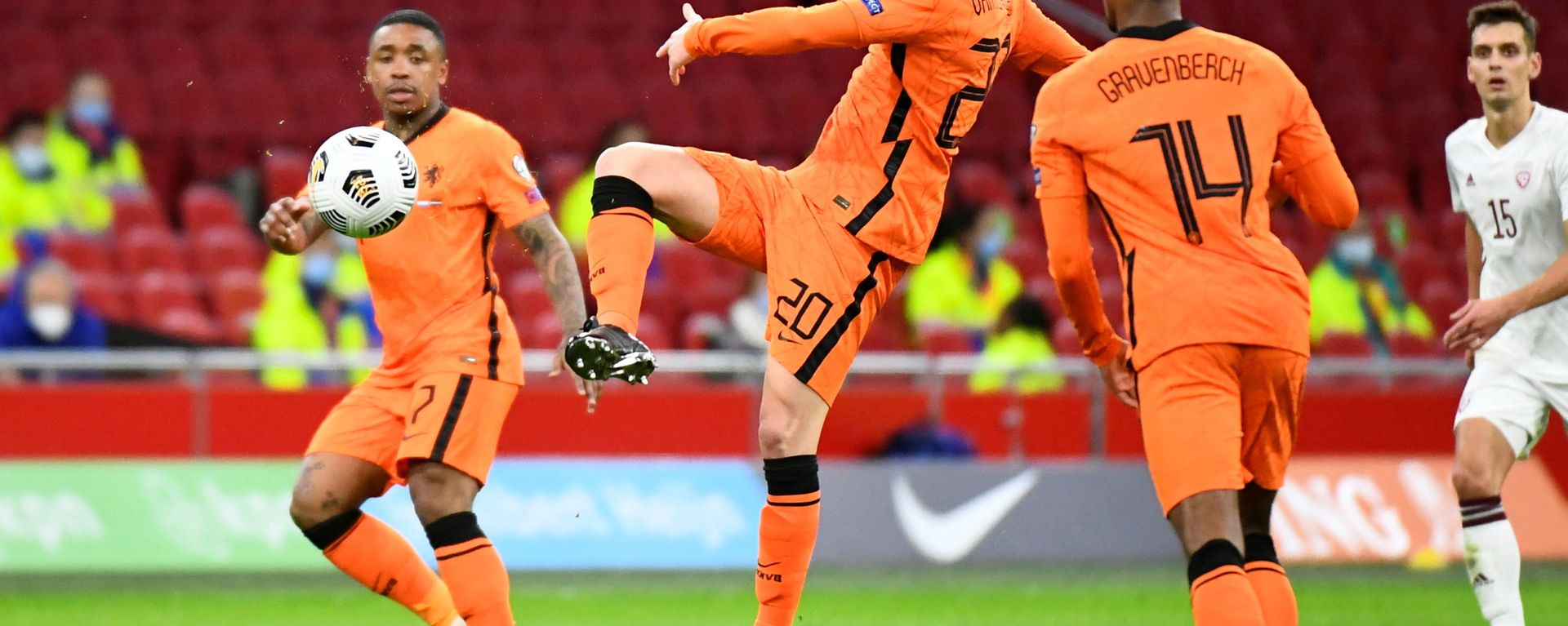 Soccer Football - World Cup Qualifiers Europe - Group G - Netherlands v Latvia - Amsterdam Arena, Amsterdam, Netherlands - March 27, 2021 Netherlands' Donny van de Beek in action Soccer Football - World Cup Qualifiers Europe - Group G - Netherlands v Latvia - Amsterdam Arena, Amsterdam, Netherlands - March 27, 2021 Netherlands' Donny van de Beek in action - Sputnik International, 1920, 06.09.2021