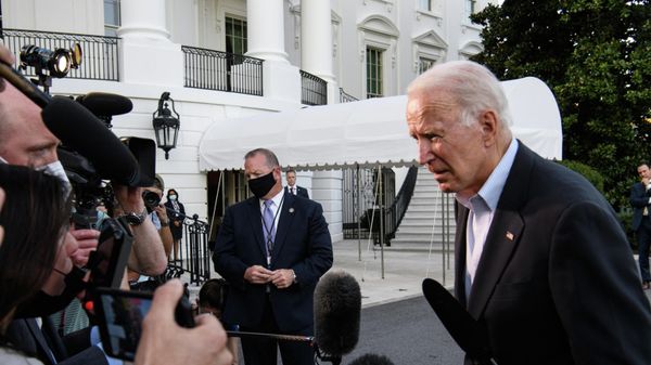 US President Joe Biden speaks to the press upon his return to the White House in Washington, DC, on September 7, 2021, after visiting New York and New Jersey to survey damage following the passage of Hurricane Ida. US President Joe Biden speaks to the press upon his return to the White House in Washington, DC, on September 7, 2021, after visiting New York and New Jersey to survey damage following the passage of Hurricane Ida. - Sputnik International