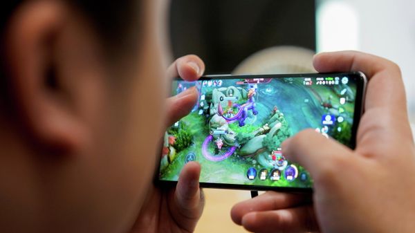 A gamer in Shanghai, China - Sputnik International